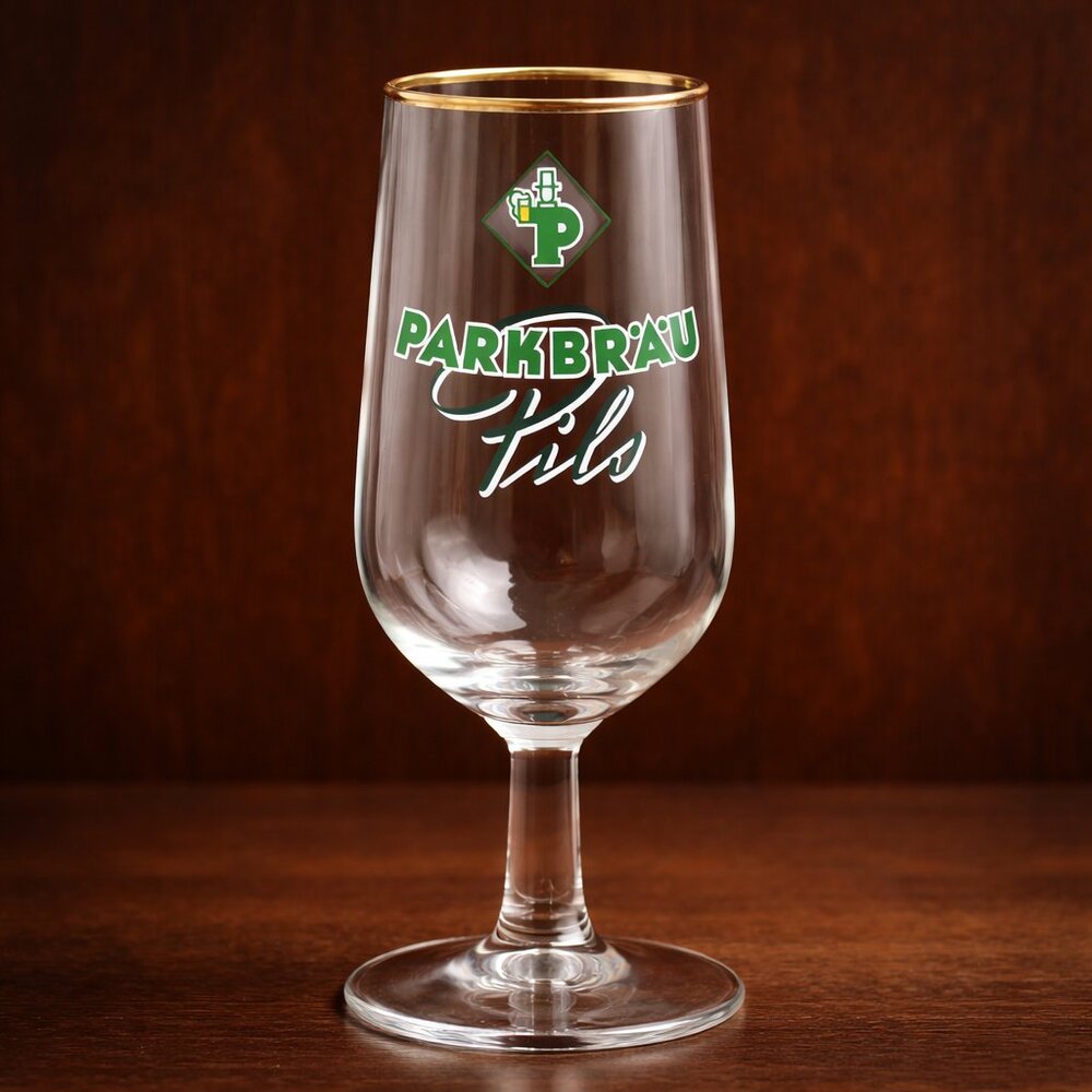 RARE NOS Parkbräu Pils 7" German Beer Glass Gold Rim HTF P-Männchen Variant - Picture 2 of 4